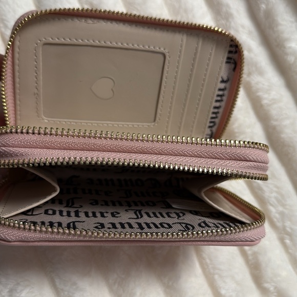 Juicy Couture Pink Wallet - Picture 3 of 4